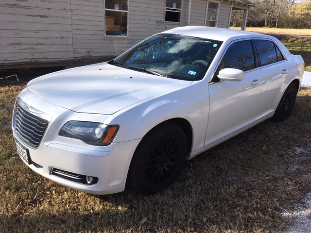 2013 Chrysler 300 Denton TX