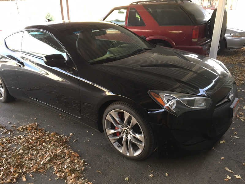 sell 2013 Hyundai Genesis Studio City CA