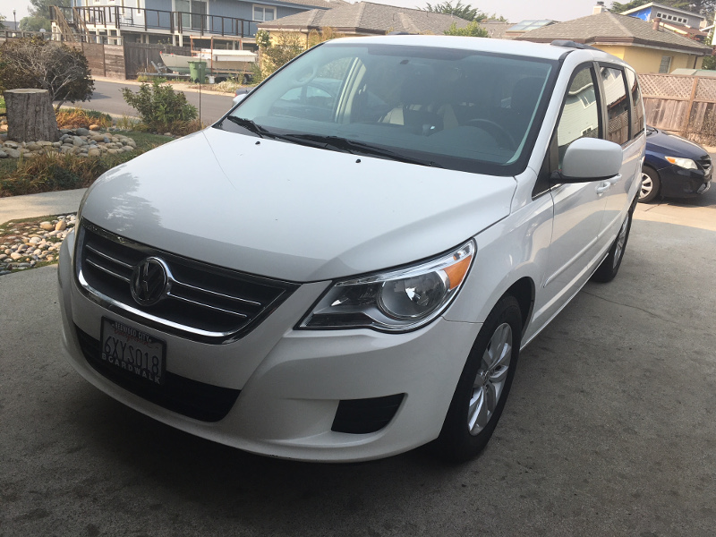 sell 2013 VW Routan SE West Hollywood CA