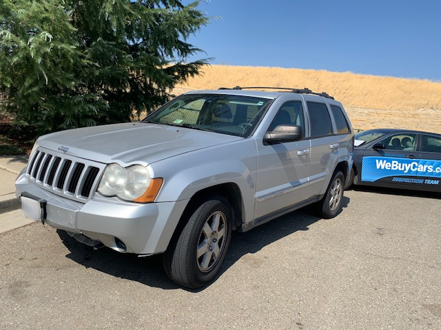 We Buy Cars vehicle buying a Jeep